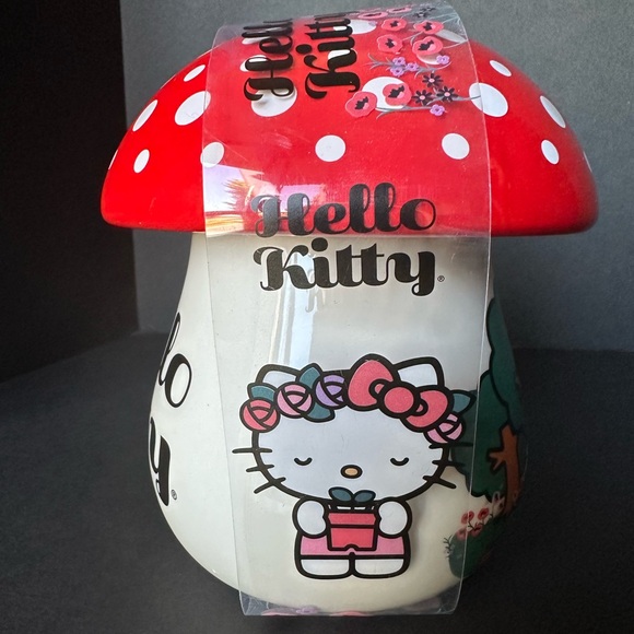 🍄 Hello Kitty mushroom mug 🍄 - Picture 3 of 7